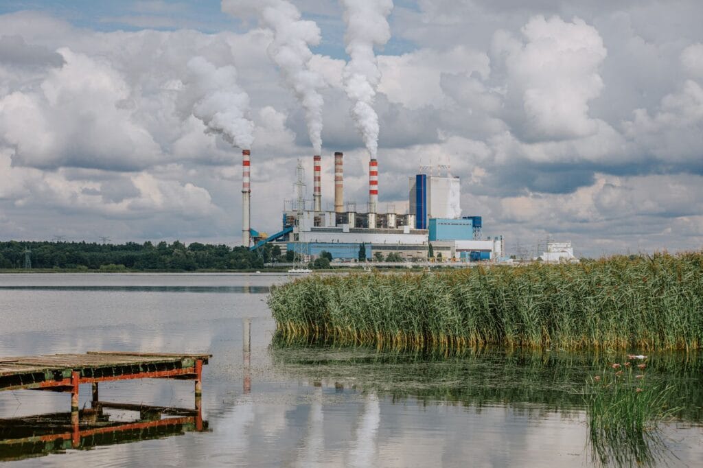 Chemiczne wiązanie dwutlenku węgla (CCU): jak przekształcić CO2 w metanol i węglany?